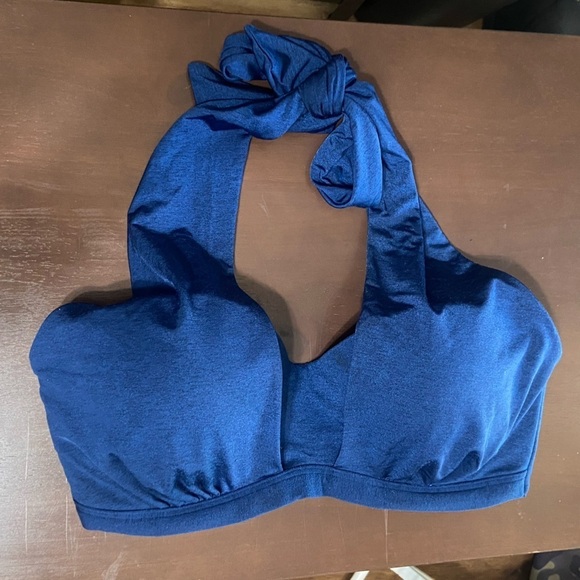 Athleta EUC halter style underwire molded cup bikini swim top 32 B/C - Picture 4 of 6